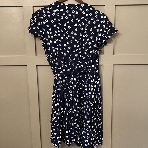Seraphine Navy Floral Wrap Maternity Dress Size 8 - Picture 10 of 11